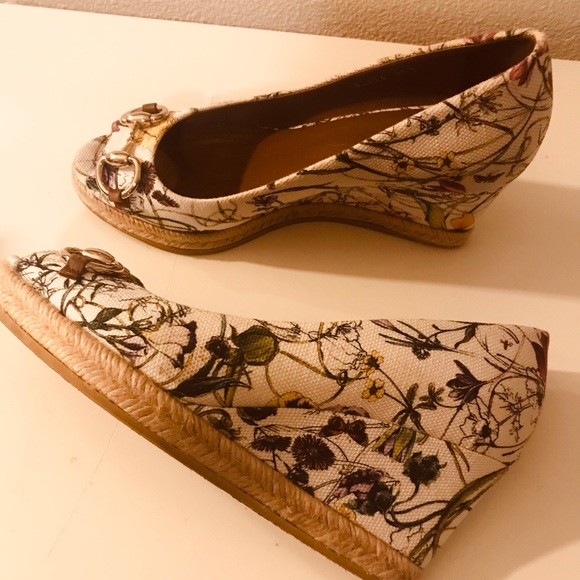 Gucci Flora Wedges 6.5 - Picture 9 of 12